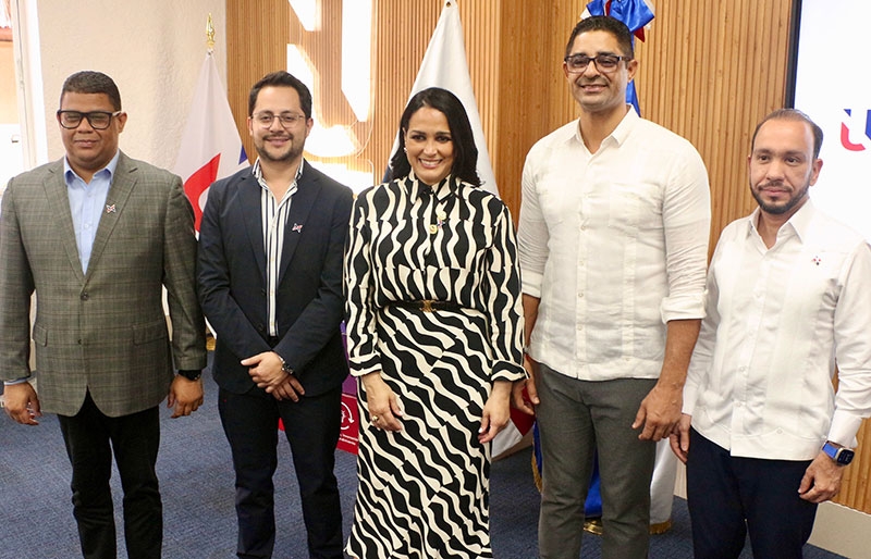 Universidad del Istmo e INDEX firman convenio de cooperación académica y comercial 